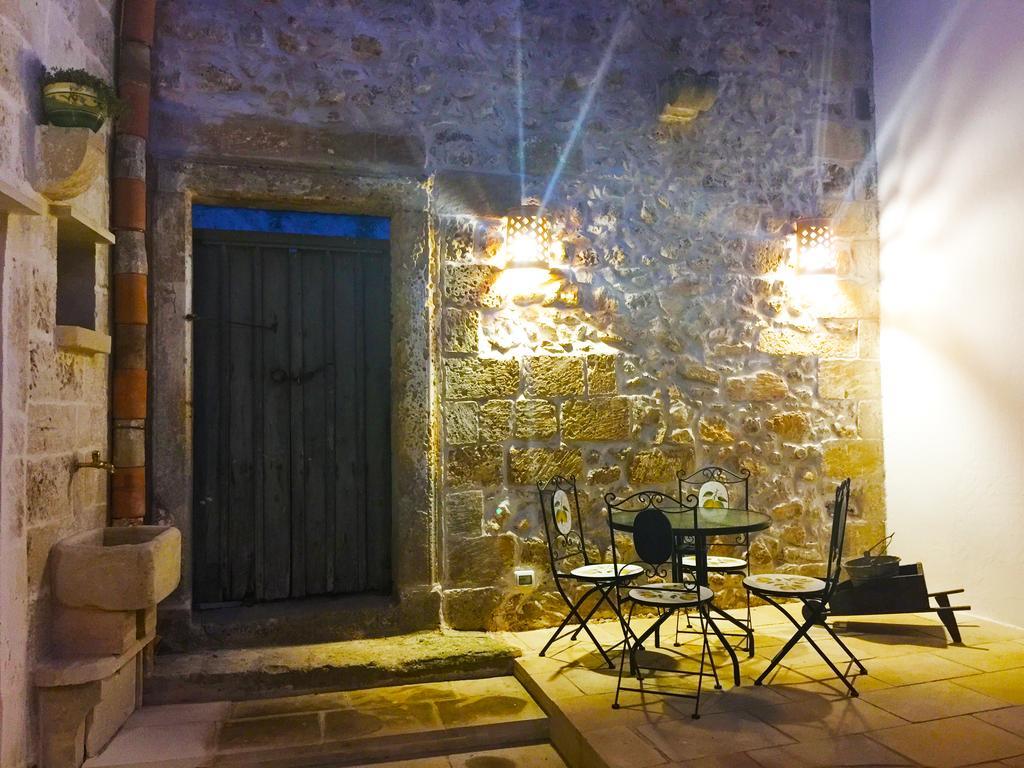 Corte Grika Martano Buitenkant foto